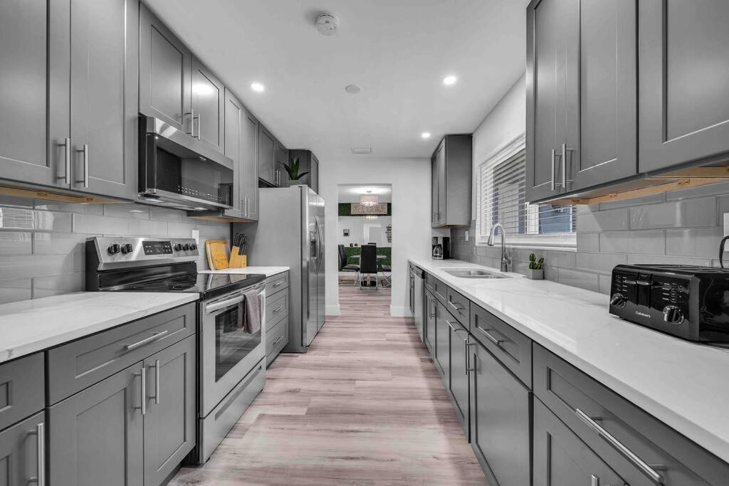 Sweet Escape 5 Br/2Ba Min From Airport And Beach 포트 로더데일 외부 사진